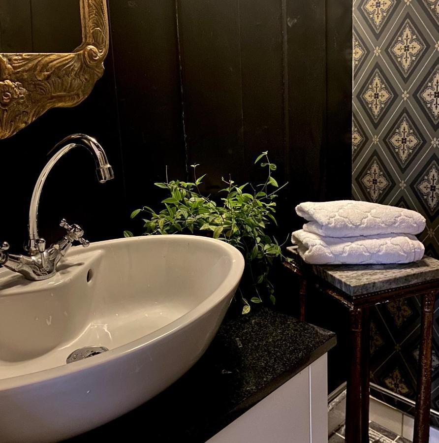 Kinna Bed & Breakfast Extérieur photo