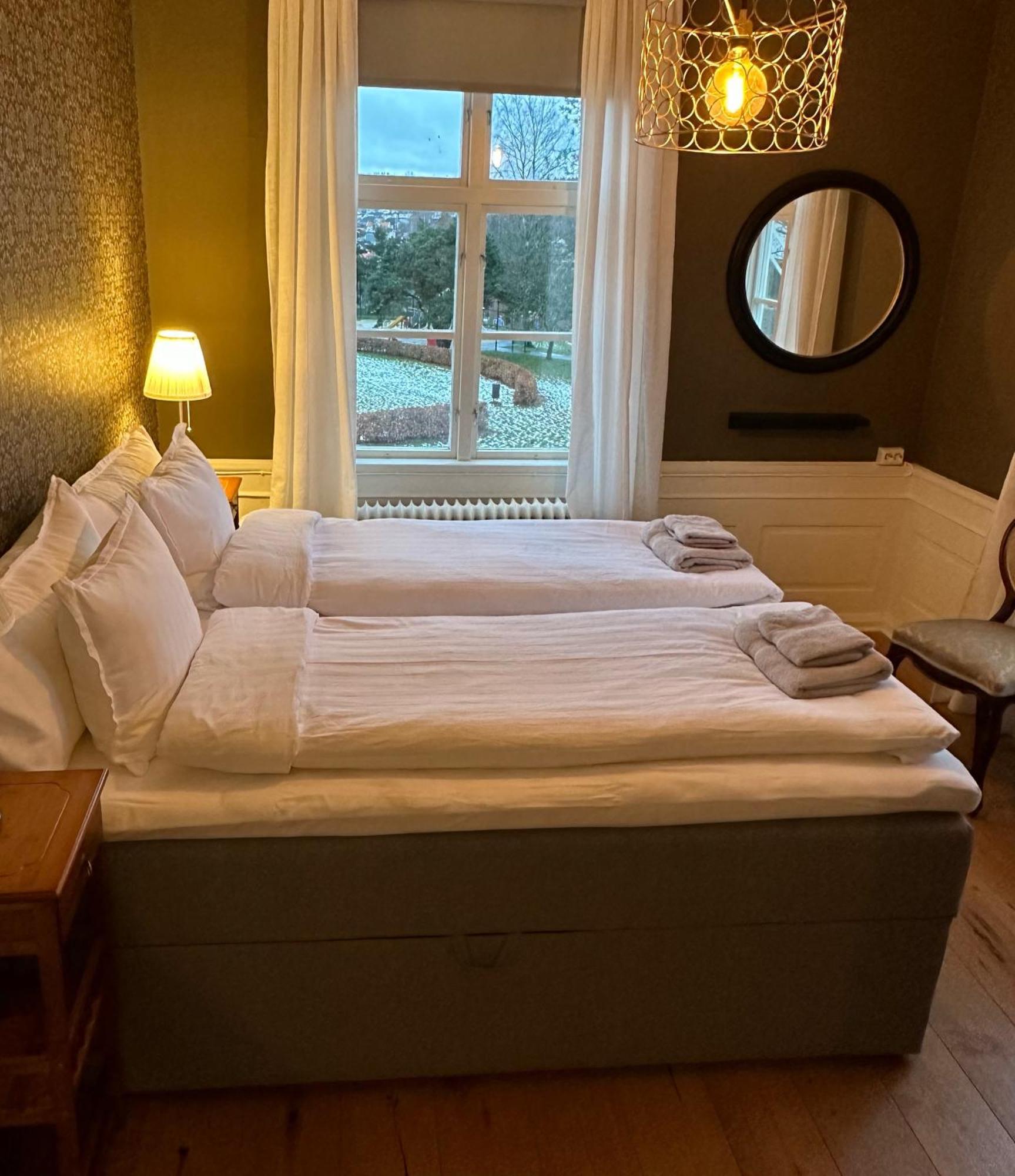 Kinna Bed & Breakfast Extérieur photo